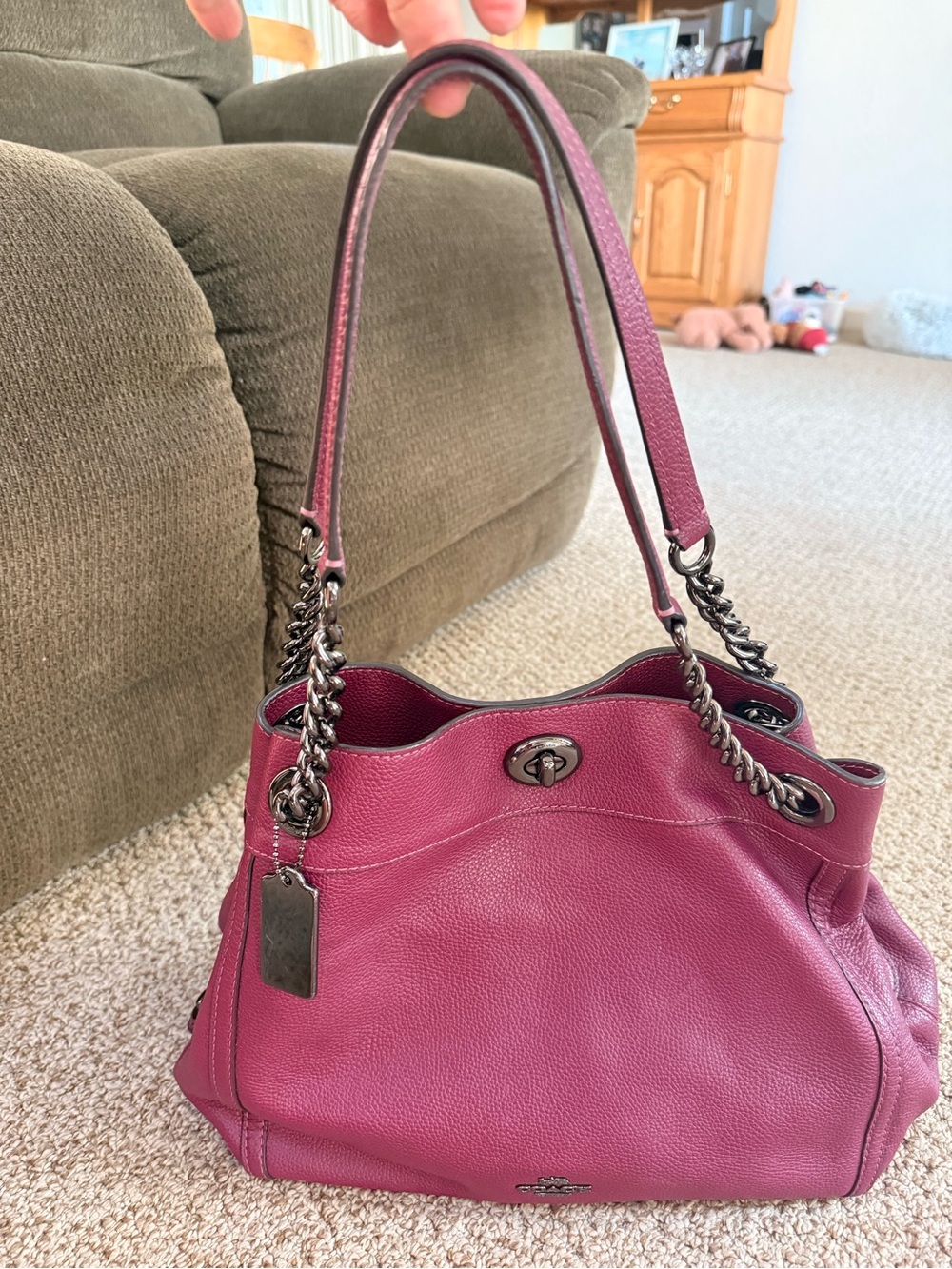 Coach Turnlock Edie Pebble Leather Shoulder Bag In Rouge
